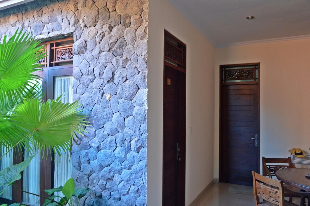 Yulia 2 Homestay Sanur Exteriör bild