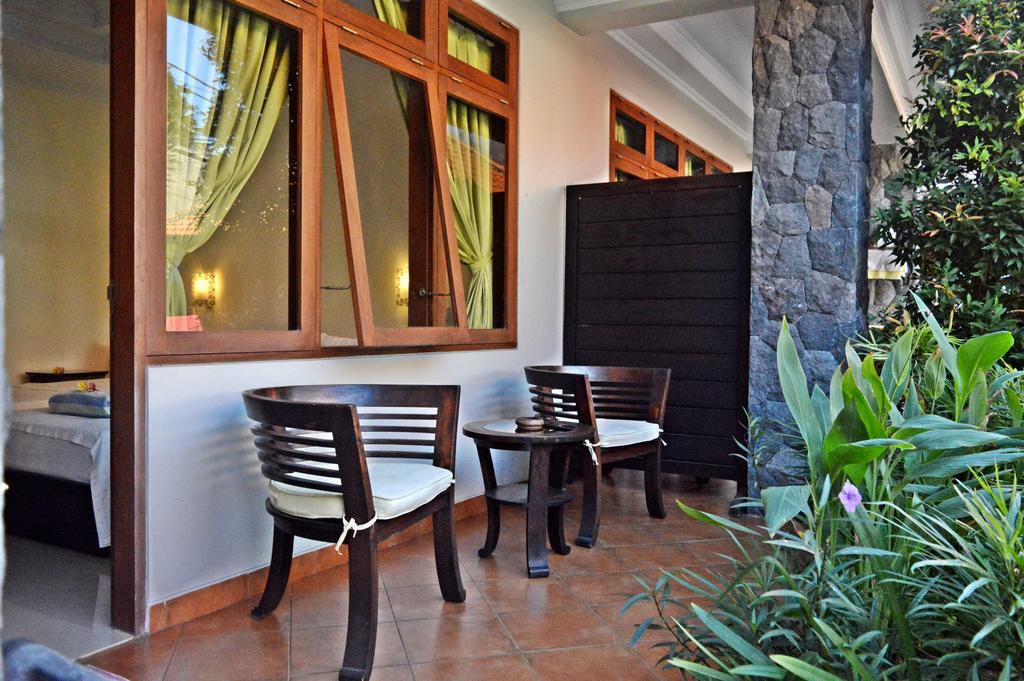 Yulia 2 Homestay Sanur Exteriör bild