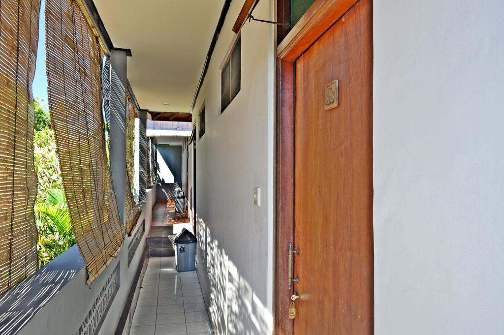 Yulia 2 Homestay Sanur Exteriör bild