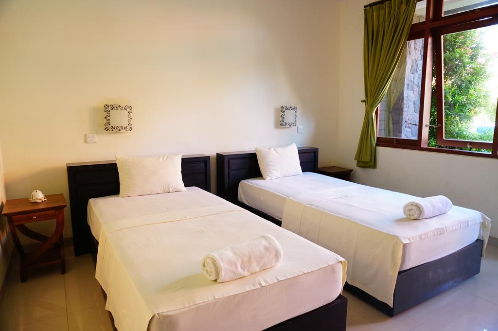 Yulia 2 Homestay Sanur Exteriör bild