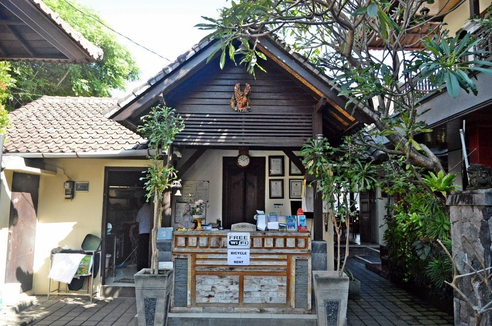 Yulia 2 Homestay Sanur Exteriör bild